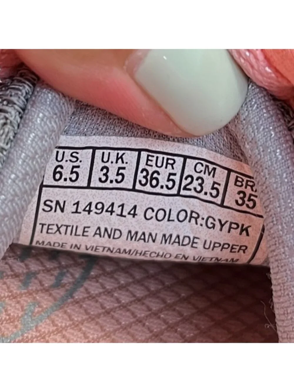 SKECHERS please review